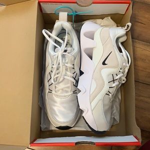 Nike Women’s RYZ 365 White (8.5)